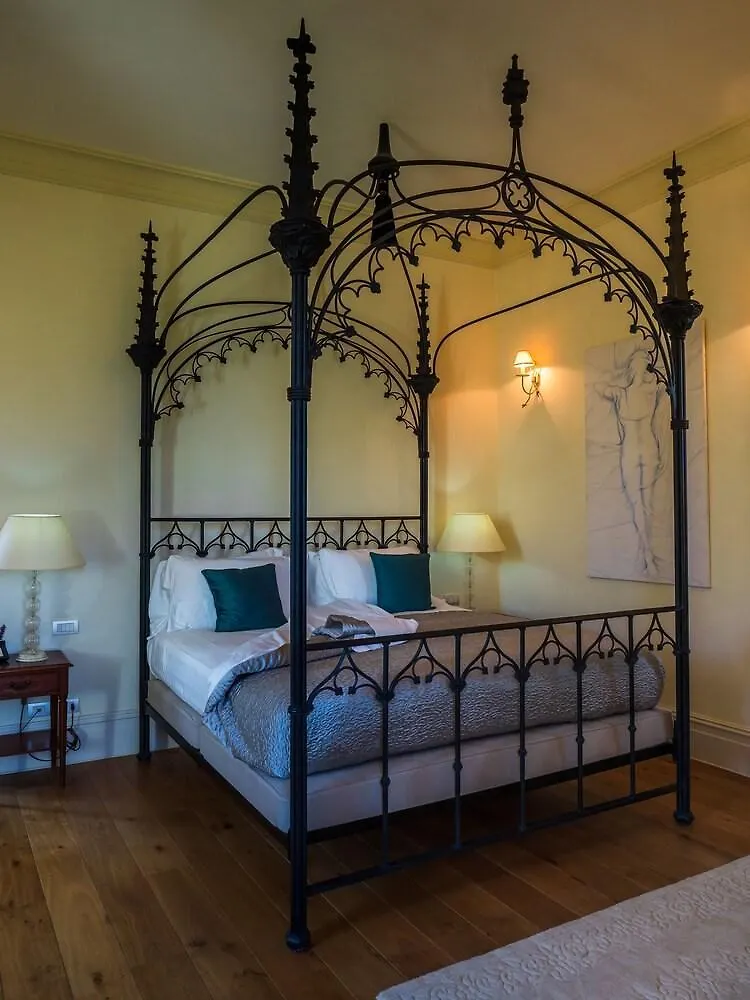 Hotel Villa Casanova 루카 5*,